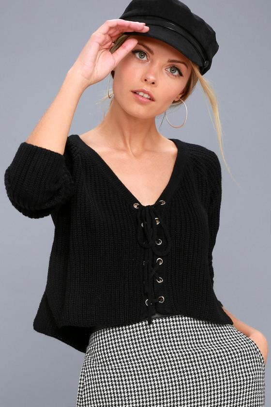 Lulus | Wyatt Black Lace-up Cropped Sweater