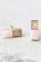 Lulus Pillar Of Strength Gold And Pink Earrings