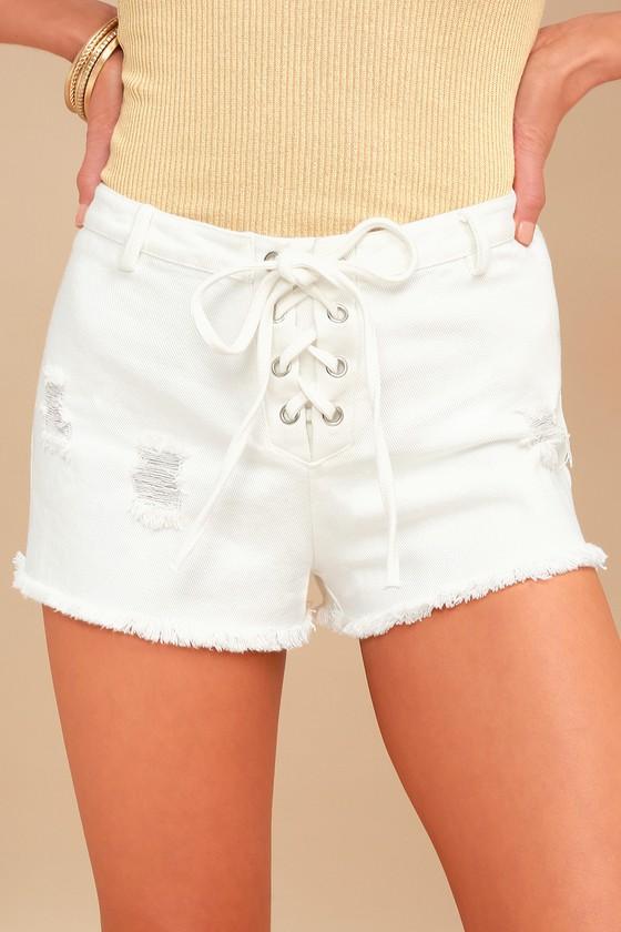 En Creme Rising Tied White Distressed Denim Lace-up Shorts | Lulus