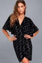 Lulus | Mesmerize On The Prize Black Velvet Wrap Dress | Size Medium | 100% Polyester
