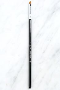 Sigma Beauty Sigma E06 Winged Liner Brush