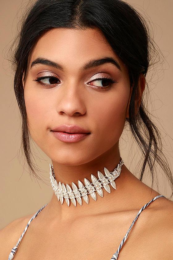 Lulus | Captivated Silver Choker Necklace