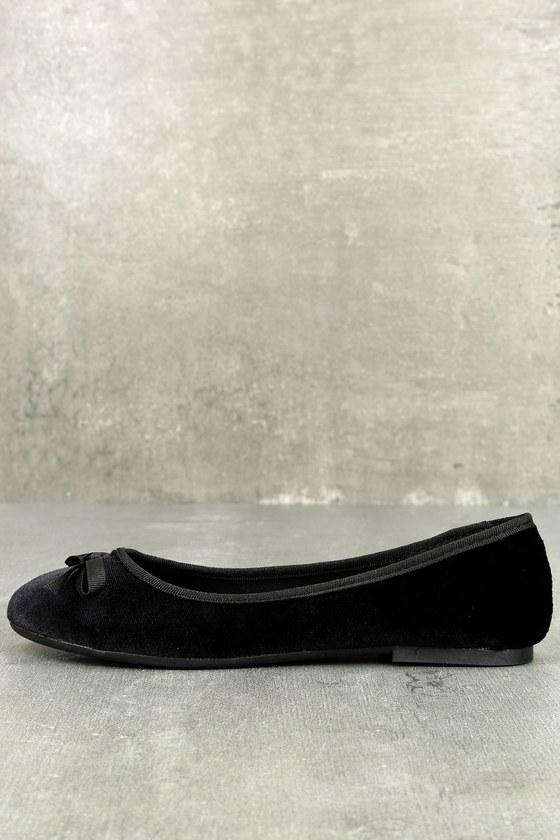 Bamboo | Anya Black Velvet Flats | Size 10 | Lulus