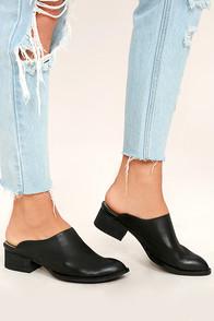 Sbicca Sbicca Barrington Black Leather Mules