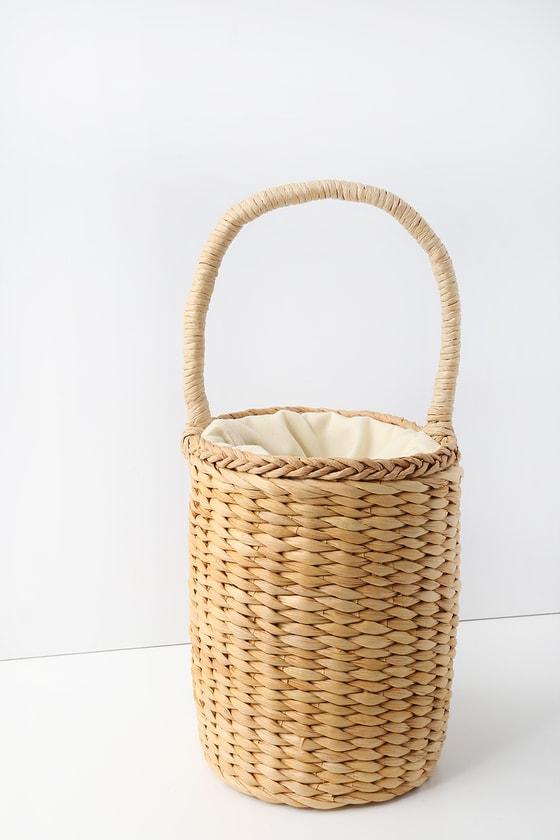 Bethesda Terrace Tan Woven Bucket Bag | Lulus