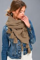 Lulus | Northern Hemisphere Khaki Knit Scarf | Brown | 100% Polyester