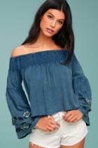 Rd & Koko | My Getaway Blue Chambray Off-the-shoulder Crop Top | Size Large | Lulus