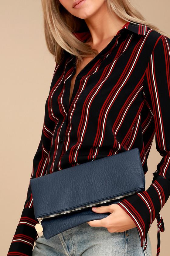 Lulus | Get Up And Go Navy Blue Clutch | Vegan Friendly