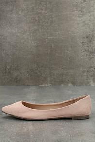 Breckelle's Lexine Blush Suede Pointed Flats
