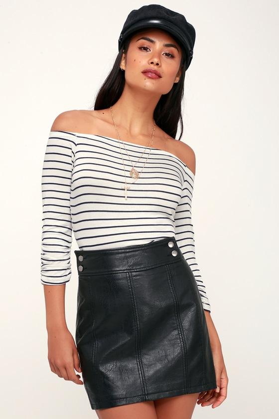 Free People Retro Black Vegan Leather Bodycon Mini Skirt | Lulus