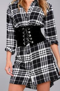 Lulus Deepest Desire Black Velvet Lace-up Waist Belt