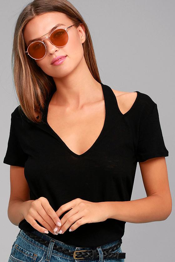 Lulus | Rue Black Cutout Tee | Size Large