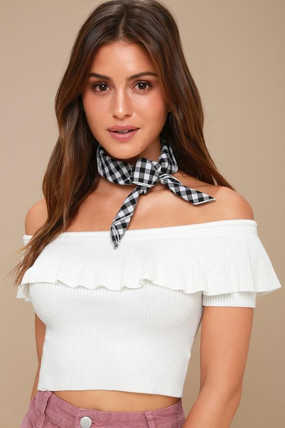 Maradona Black And White Gingham Scarf | Lulus