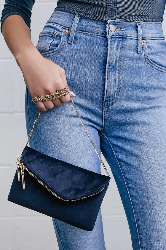 Sweet Belle Navy Blue Velvet Clutch | Lulus