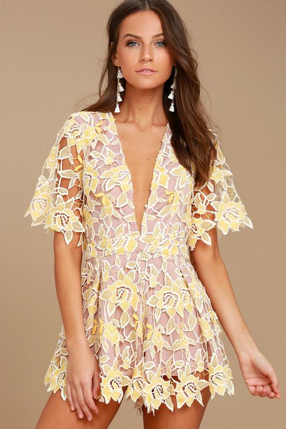 Nbd | Mila Beige And Yellow Lace Romper | Size X-small | 100% Polyester | Lulus