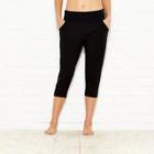 Lucy Studio Queen Capri