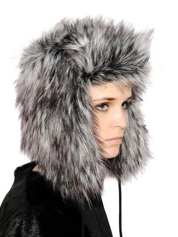 Urbancode - Faux Jackal Fur Hat