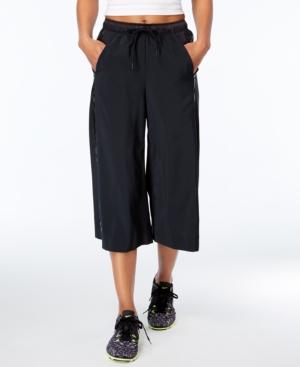 Nike Bonded Sportswear Capri Pants