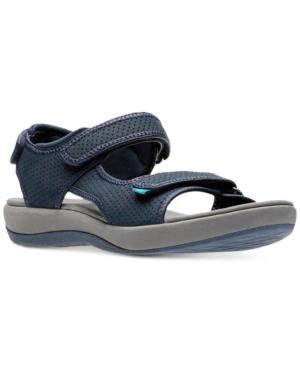 Clarks Collection Women's Brizzo Sammie Flat Sandals Women's Shoes