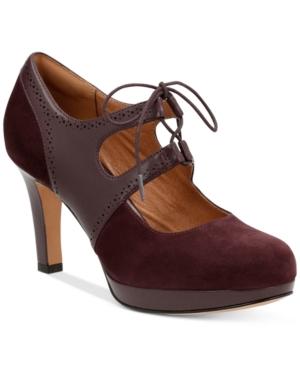 Clarks Artisan Delsie Glee Mary Jane Pumps Women's Shoes