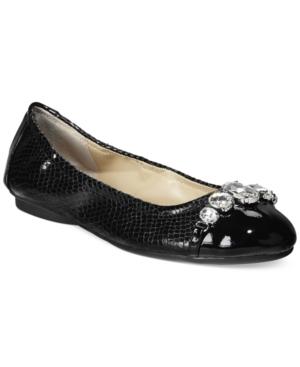 Adrienne Vittadini Chapa Flats Women's Shoes
