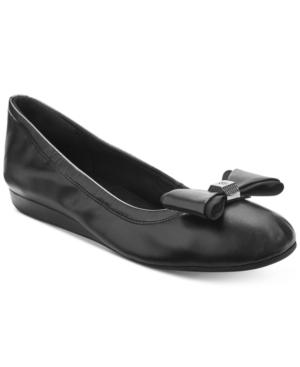Bandolino Ferrista Bow Flats Women's Shoes