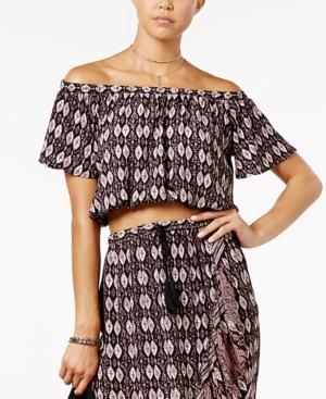 Love, Fire Juniors' Off-the-shoulder Crop Top