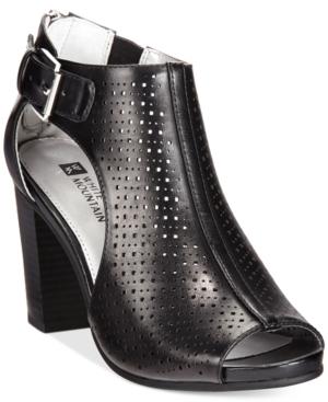 White Mountain Dreamy Perforated Sandals Women's Shoes