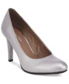 Rialto Charlee Pumps Women's Shoes