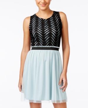 Speechless Juniors' Contrast Lace Tulle Dress