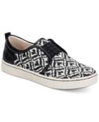 Born Callisto Sneakers Women's Shoes