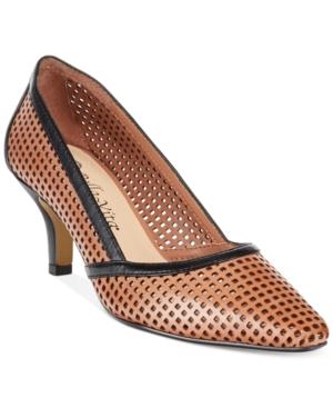 Bella Vita Willa Pumps