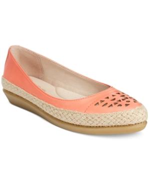Cliffs By White Mountain Cava Hidden Wedge Flats Women's Shoes