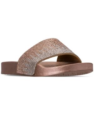 Vlado Women's Skyla Slides From Finish Line