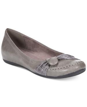 Easy Street Cam Flats Women's Shoes