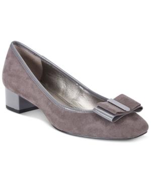 Bandolino Ximena Block-heel Pumps