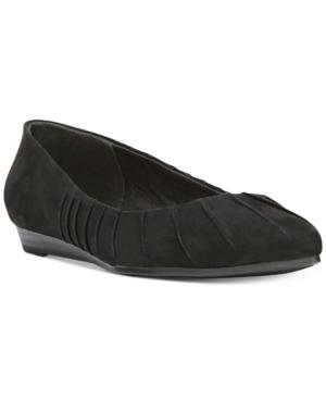 Fergalicious Polly Flats Women's Shoes