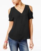 Hippie Rose Juniors' Cold-shoulder V-neck Top