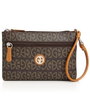 Giani Bernini Leather Block Signature Wristlet