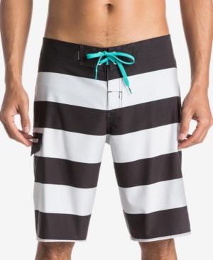 Quiksilver Men's Everyday Brigg Stripe Stretch Boardshorts