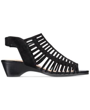 Bella Vita Pacey Sandals Women's Shoes