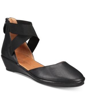 Gentle Souls By Kenneth Cole Noa Flats Women's Shoes