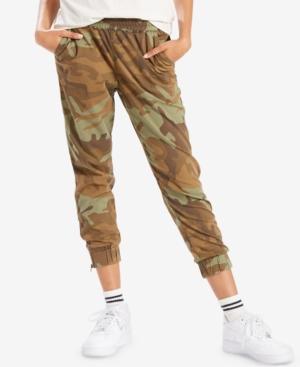 Levi's Tapered Camo-print Twill Pants