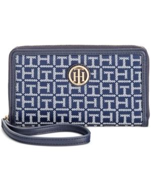 Tommy Hilfiger Carryall Wristlet