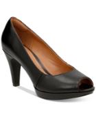 Clarks Collection Women's Narine Rowe Pumps Women's Shoes