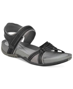 Bare Traps Sonya Flat Sandals Women's Shoes