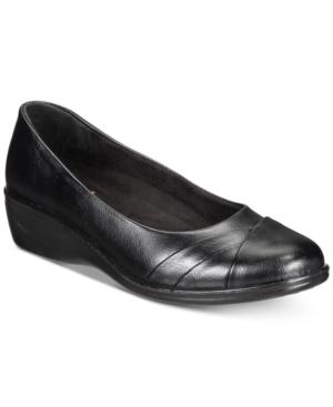 Easy Street Nancy Wedges Women's Shoes