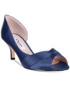 Nina Contesa Pumps Women's Shoes