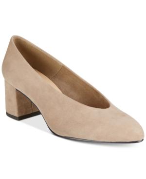 Bella Vita Jensen Pumps Women's Shoes