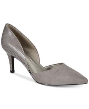 Bandolino Grenow Detail Dress Pumps